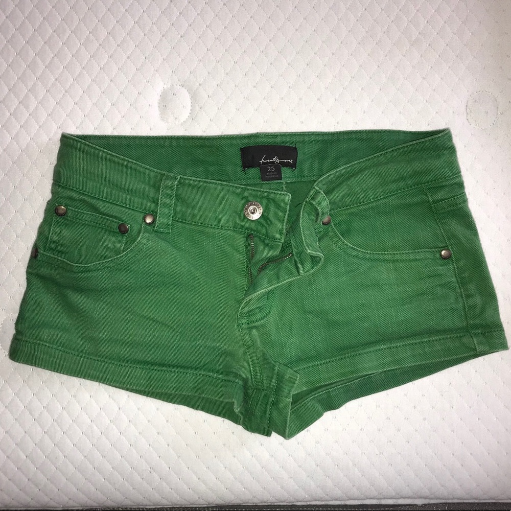 Women’s Jean Shorts